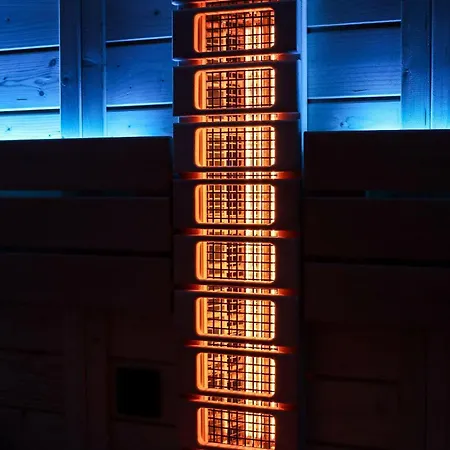 Vordermitterast 샬레