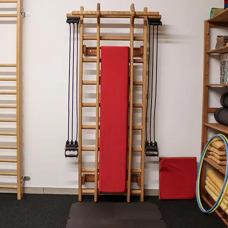 Vordermitterast 샬레