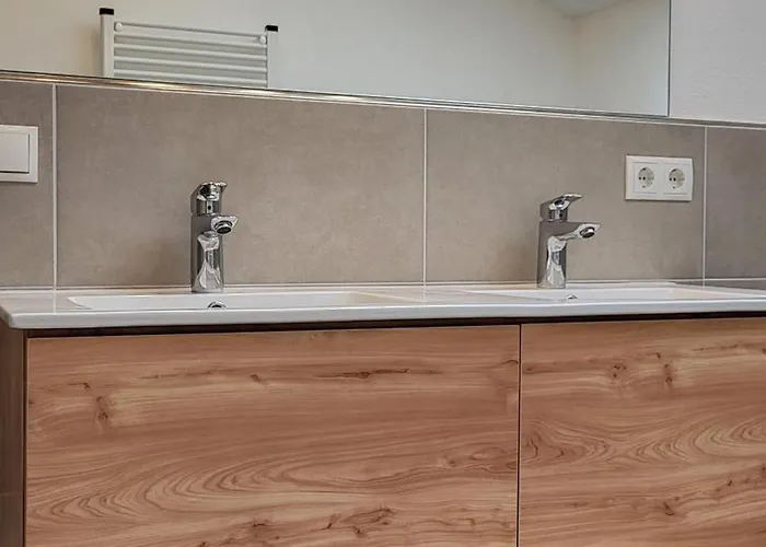 Vordermitterast 木屋